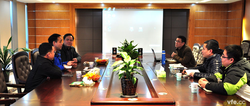 全國(guó)電磁計(jì)量技術(shù)委員會(huì)邵海明秘書長(zhǎng)在湖南省計(jì)量檢測(cè)研究院李慶先副院長(zhǎng)的陪同下，蒞臨銀河電氣指導(dǎo)工作